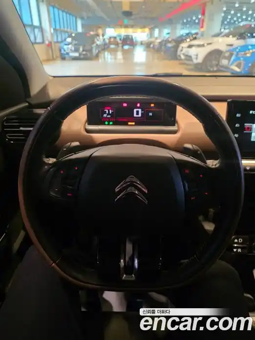 Citroen C4 Cactus 2017 1.6 гидро в Москве № 256997, фото 12