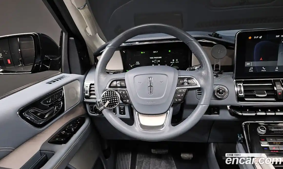 Lincoln Navigator 2019 3.5 гидро в Москве № 304241, фото 13