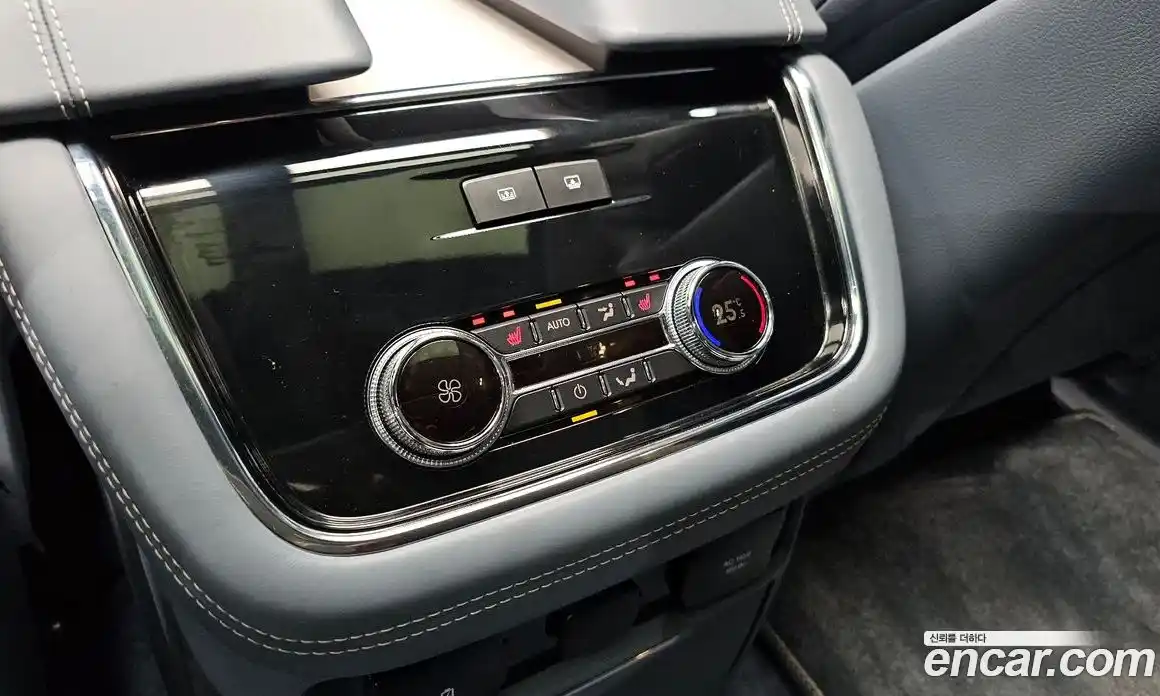 Lincoln Navigator 2019 3.5 гидро в Москве № 304241, фото 19