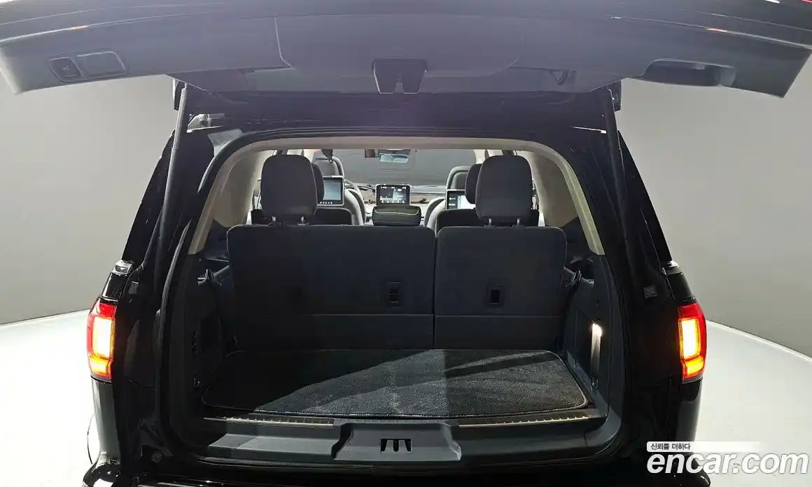 Lincoln Navigator 2019 3.5 гидро в Москве № 304241, фото 20