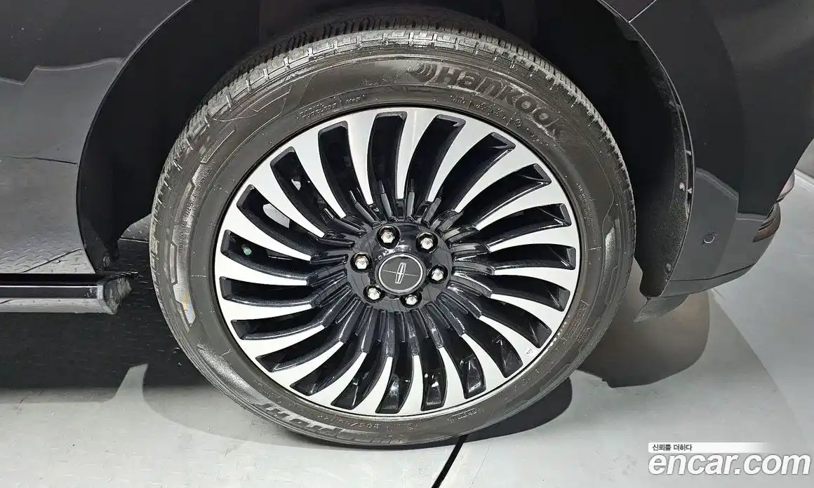 Lincoln Navigator 2019 3.5 гидро в Москве № 304241, фото 5