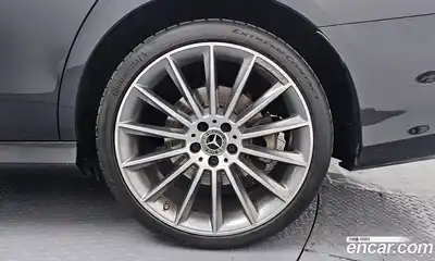 Mercedes-Benz E-Class 2022 2.0 гидро, миниатюра 5