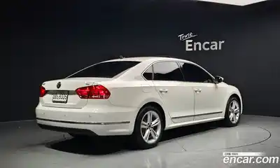 Volkswagen Passat 2014 2.0 гидро в Москве № 318009, миниатюра 2
