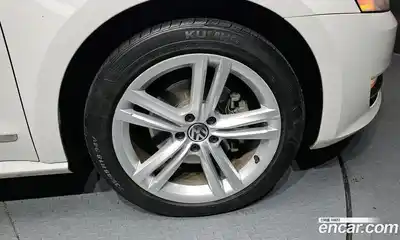 Volkswagen Passat 2014 2.0 гидро в Москве № 318009, миниатюра 5