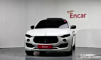 Maserati Levante 2019 3.0 гидро в Москве № 331078, миниатюра 3