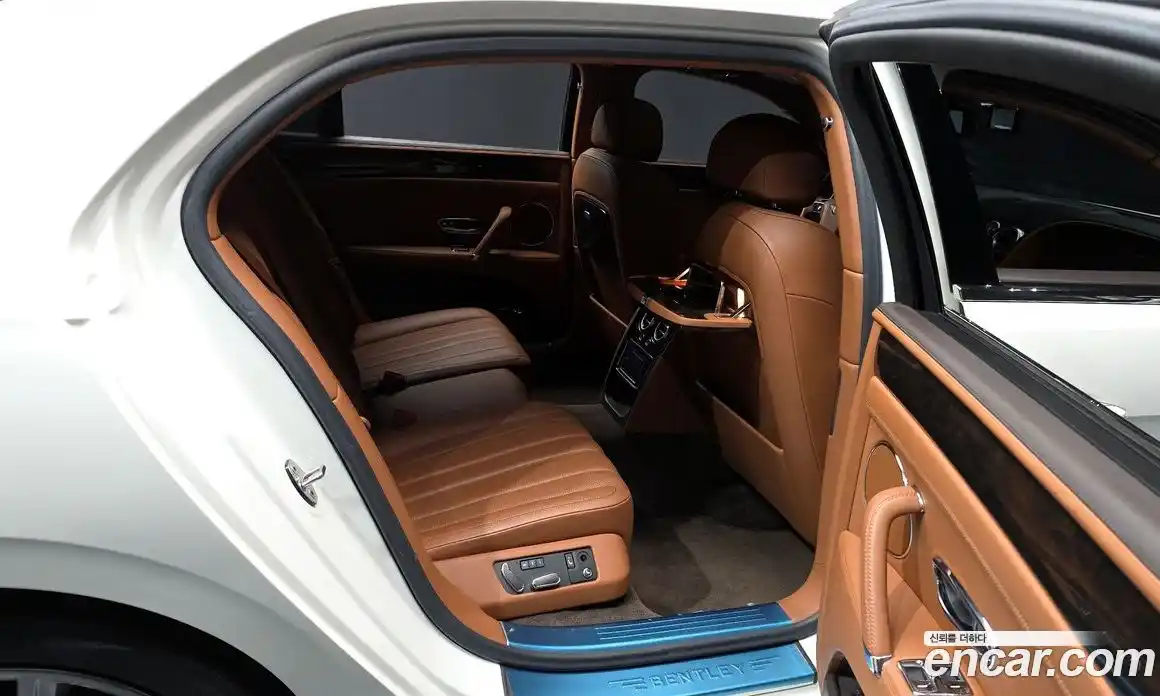 Bentley Flying Spur 2016 4.0 гидро в Москве № 387173, фото 12