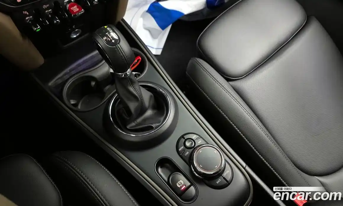 Mini Countryman 2019 1.5 гидро в Москве № 396437, фото 9