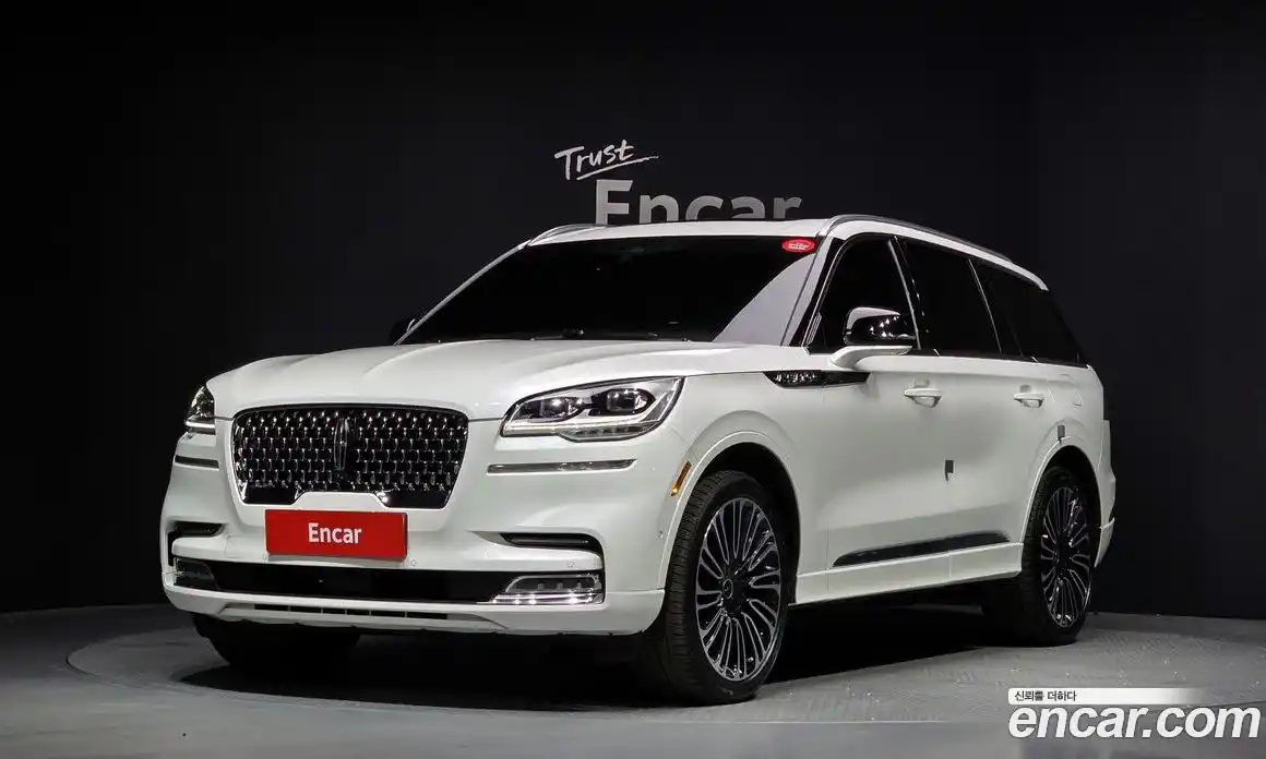 Lincoln Aviator 2023 3.0 гидро в Москве № 403673, фото 1