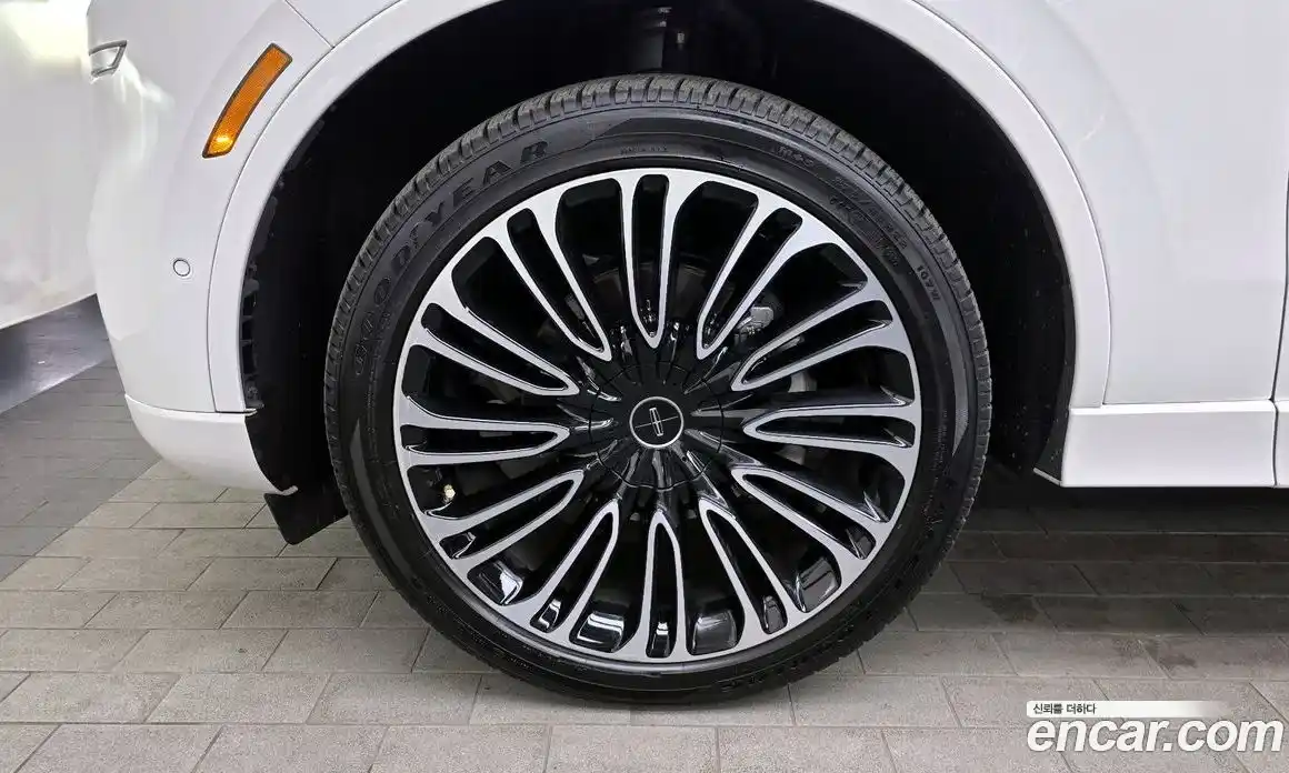 Lincoln Aviator 2023 3.0 гидро в Москве № 403673, фото 5