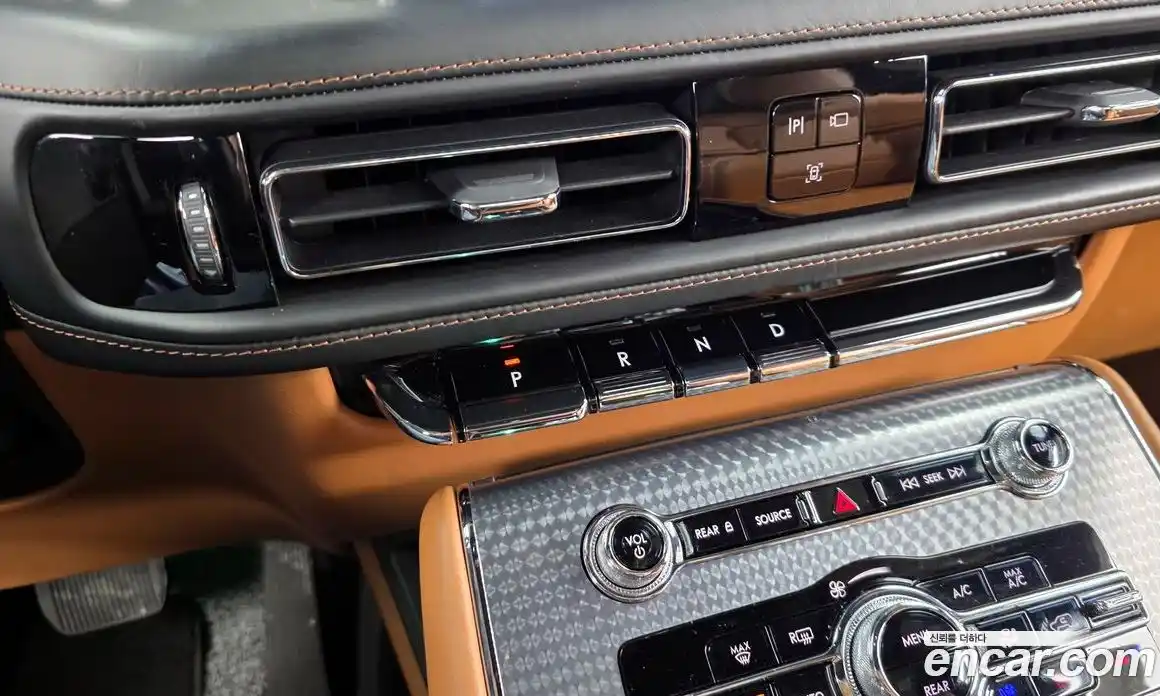 Lincoln Aviator 2023 3.0 гидро в Москве № 403673, фото 9