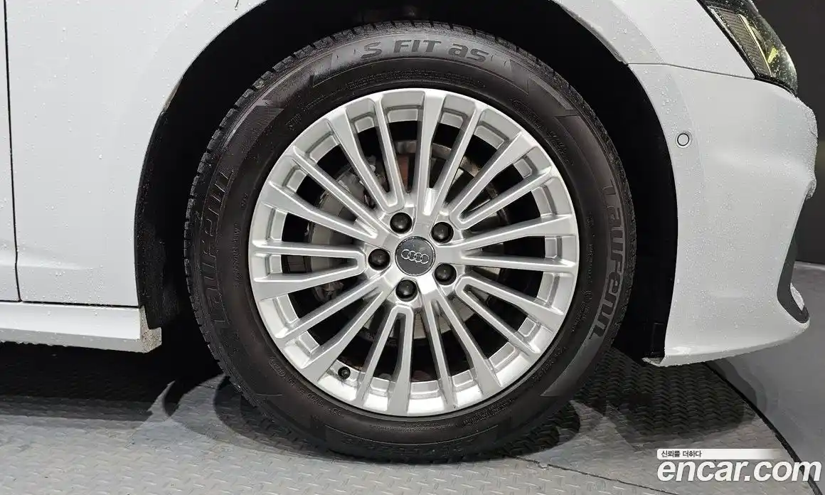 Audi A6 2020 2.0 гидро в Москве, фото 5