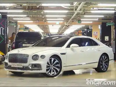 Bentley Flying Spur, 2023