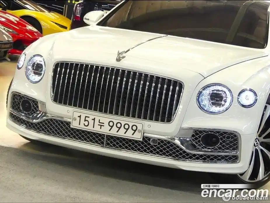 Bentley Flying Spur 2023 4.0 гидро в Москве № 418266, фото 19