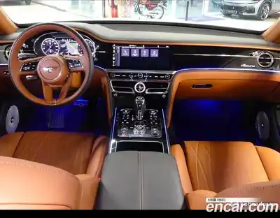 Bentley Flying Spur 2023 4.0 гидро в Москве № 418266, миниатюра 3