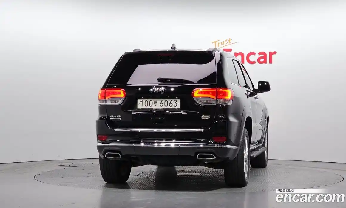Jeep Cherokee 2019 3.0 гидро в Москве № 432708, фото 4