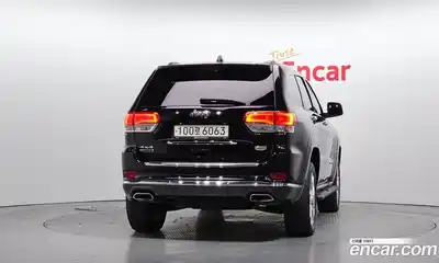 Jeep Cherokee 2019 3.0 гидро в Москве № 432708, миниатюра 4
