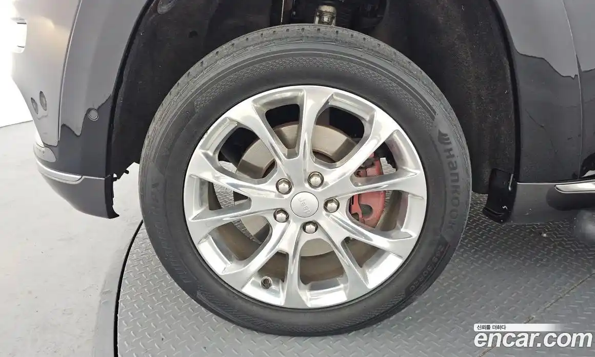 Jeep Cherokee 2019 3.0 гидро в Москве № 432708, фото 5