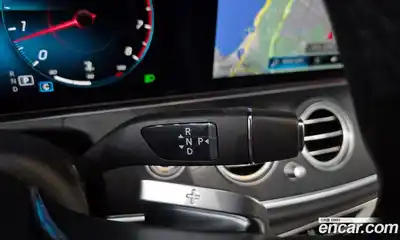 Mercedes-Benz E-Class 2022 2.0 гидро, миниатюра 9