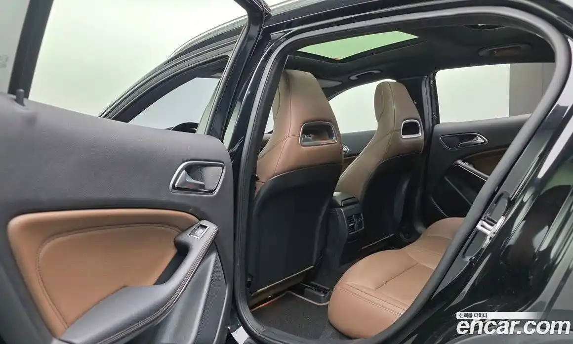 Mercedes-Benz GLA-Class 2018 2.0 гидро в Москве № 495490, фото 18
