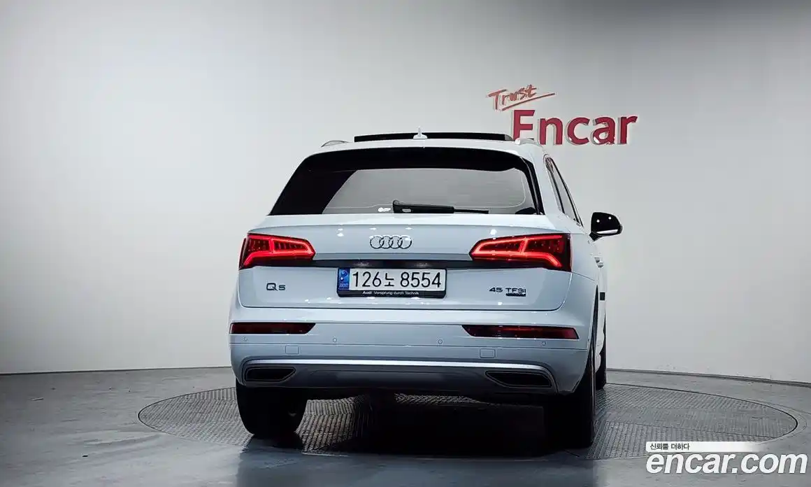 Audi Q5 2020 2.0 гидро в Москве № 496564, фото 4