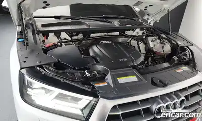 Audi Q5 2020 2.0 гидро в Москве № 496564, миниатюра 6