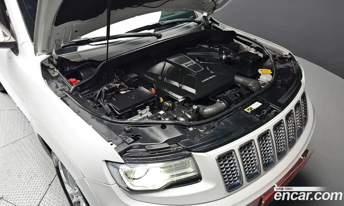 Jeep Cherokee 2016 3.0 гидро в Москве № 522326, фото 6