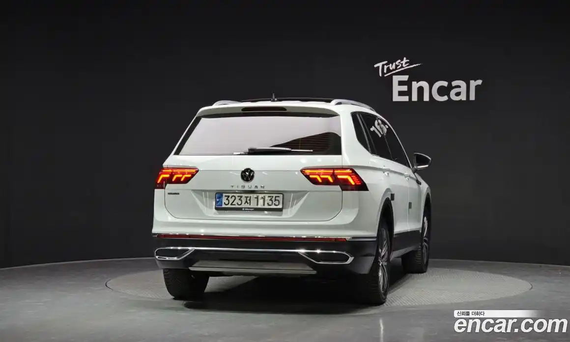 Volkswagen Tiguan 2023 2.0 гидро в Москве № 547245, фото 4