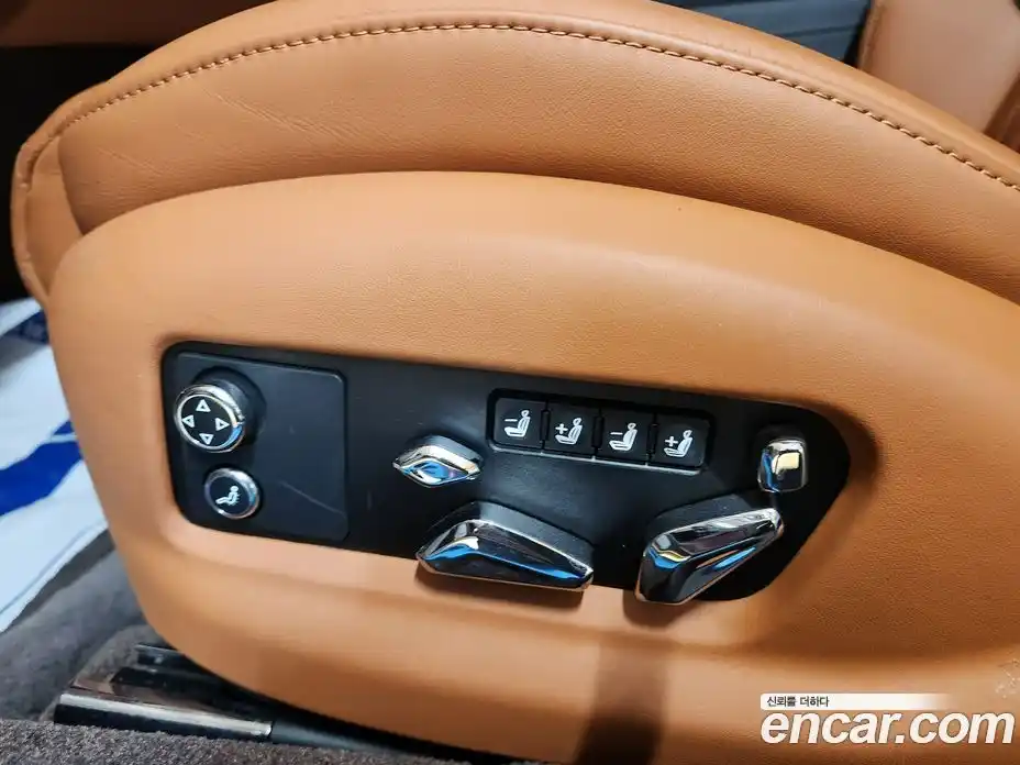 Bentley Flying Spur 2021 4.0 гидро в Москве № 548300, фото 17