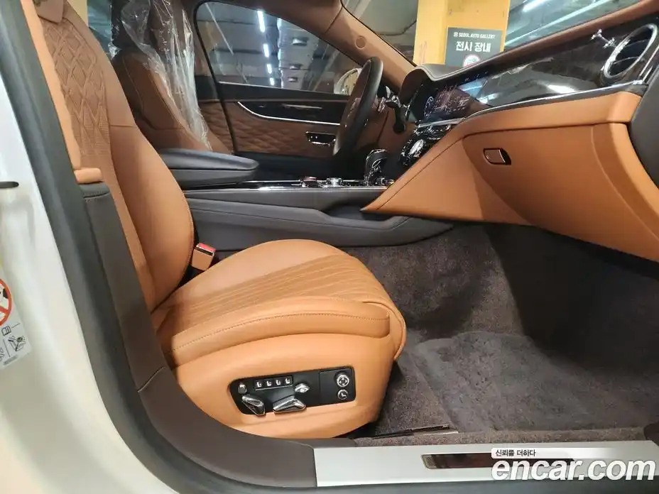 Bentley Flying Spur 2021 4.0 гидро в Москве № 548300, фото 7