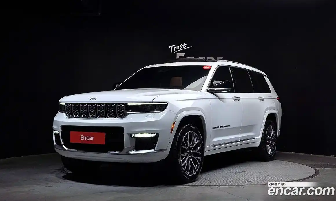 Jeep Cherokee 2022 3.6 гидро в Москве № 609638, фото 1
