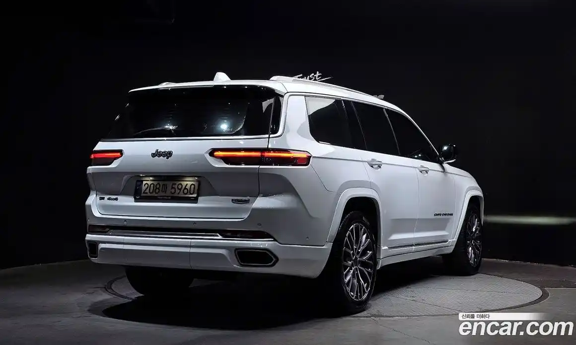 Jeep Cherokee 2022 3.6 гидро в Москве № 609638, фото 2