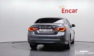 Infiniti Q70 2017 3.7 гидро в Москве № 717029, миниатюра 4
