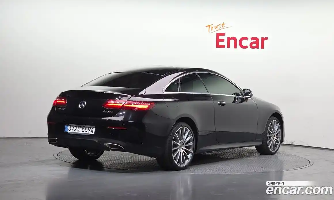 Mercedes-Benz E-Class 2020 3.0 гидро, фото 2