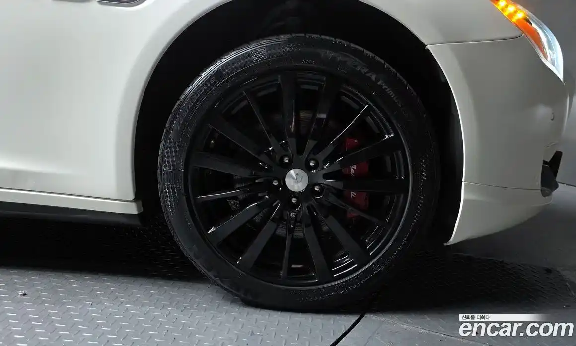 Maserati Quattroporte 2016 3.0 гидро в Москве № 724737, фото 5