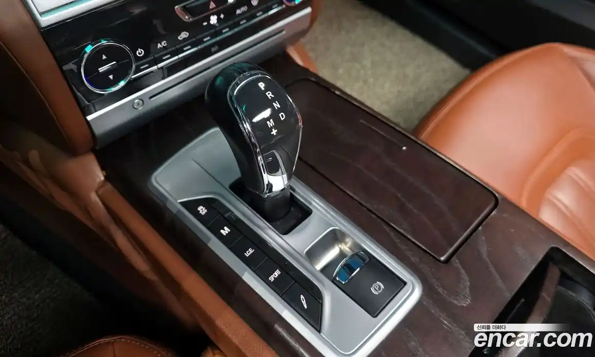 Maserati Quattroporte 2016 3.0 гидро в Москве № 724737, фото 9