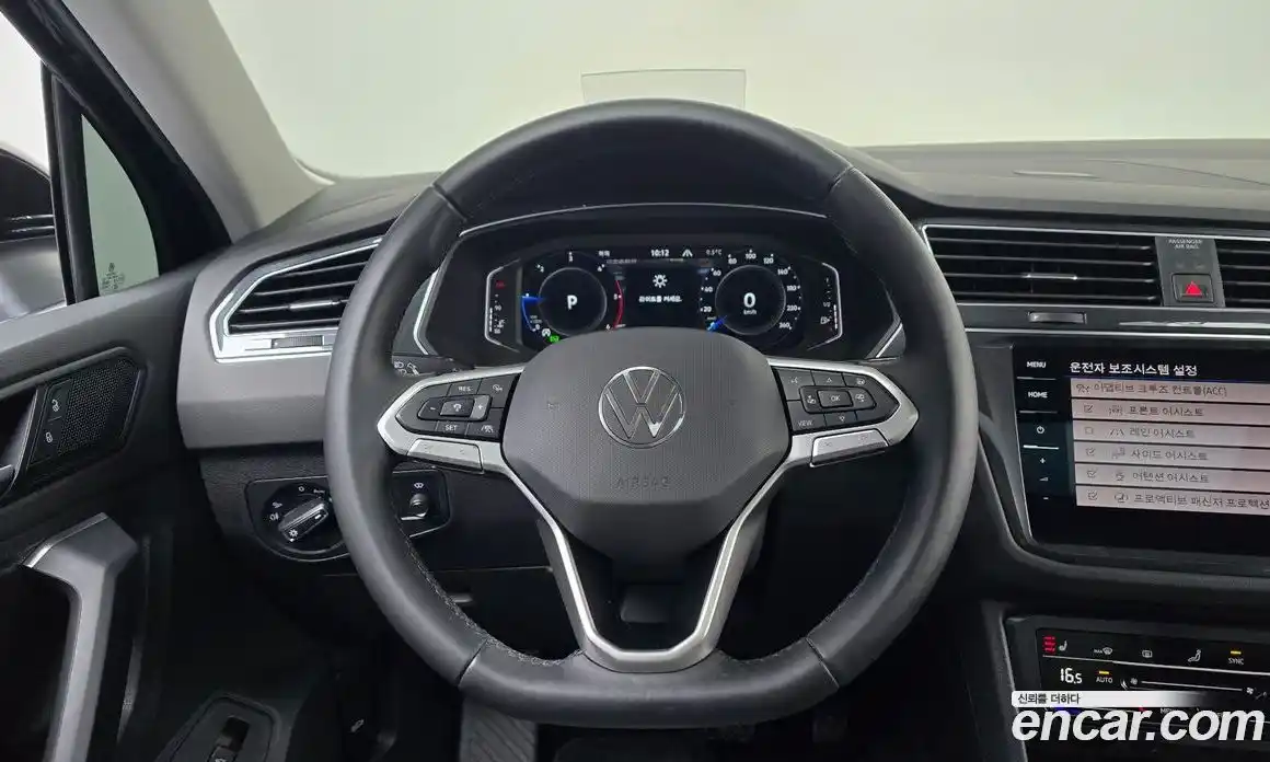 Volkswagen Tiguan 2023 2.0 гидро в Москве № 725009, фото 13