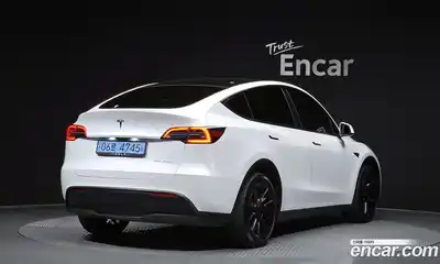 Tesla Model Y 2023 0.2 гидро в Москве № 766614, миниатюра 2