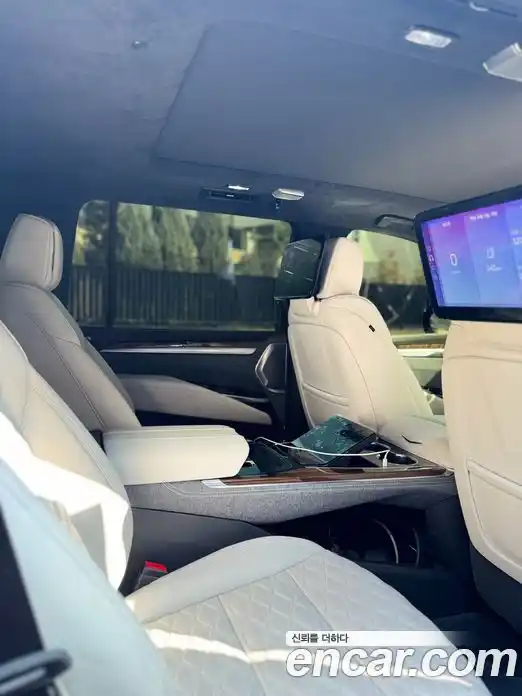 Cadillac Escalade 2025 6.2 гидро в Москве № 797632, фото 8