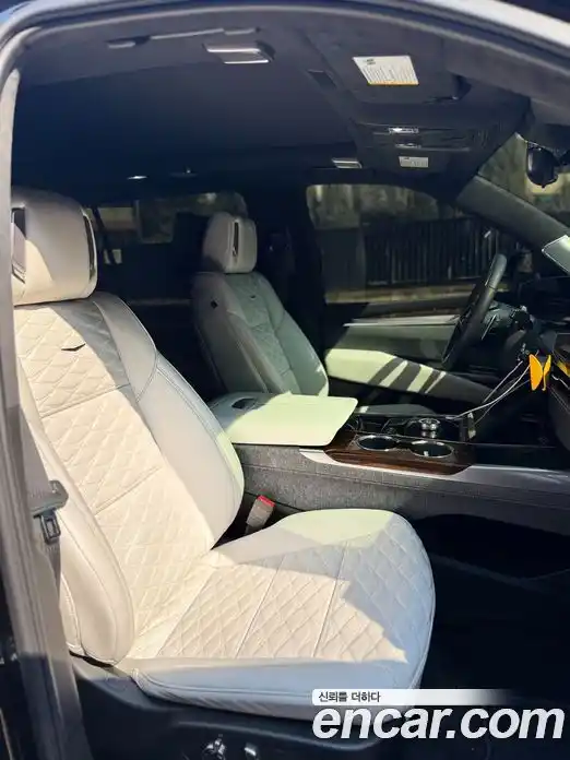 Cadillac Escalade 2025 6.2 гидро в Москве № 797632, фото 10
