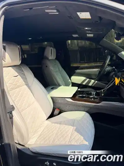 Cadillac Escalade 2025 6.2 гидро в Москве № 797632, миниатюра 10