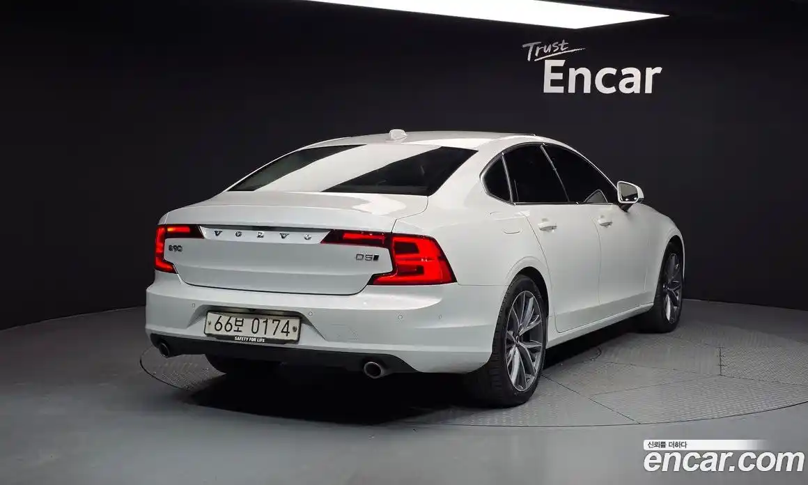 Volvo S90 2017 2.0 гидро в Москве № 801997, фото 2