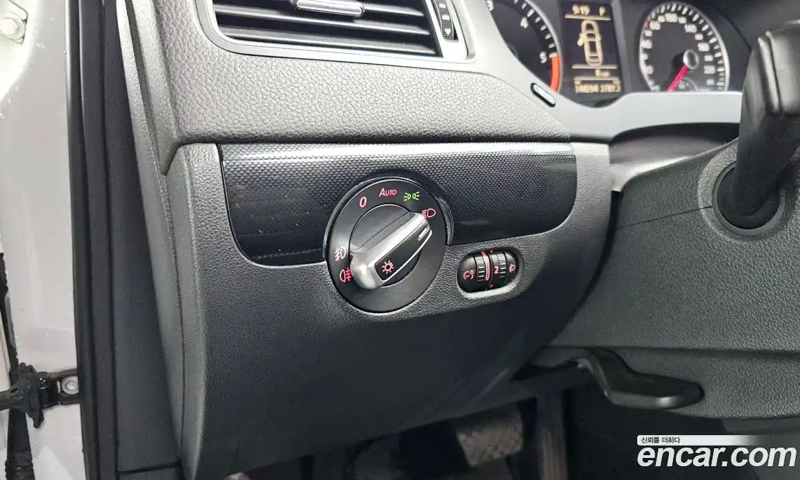 Volkswagen Jetta 2014 2.0 гидро в Москве № 802974, фото 18