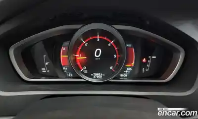 Volvo V40 2015 2.0 гидро в Москве № 823966, миниатюра 8