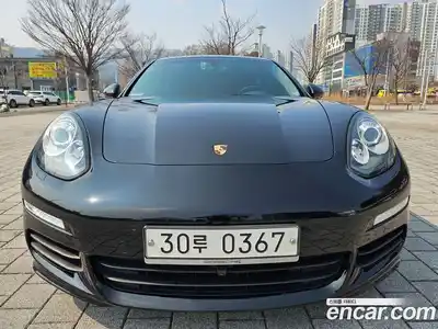 Porsche Panamera, 2015