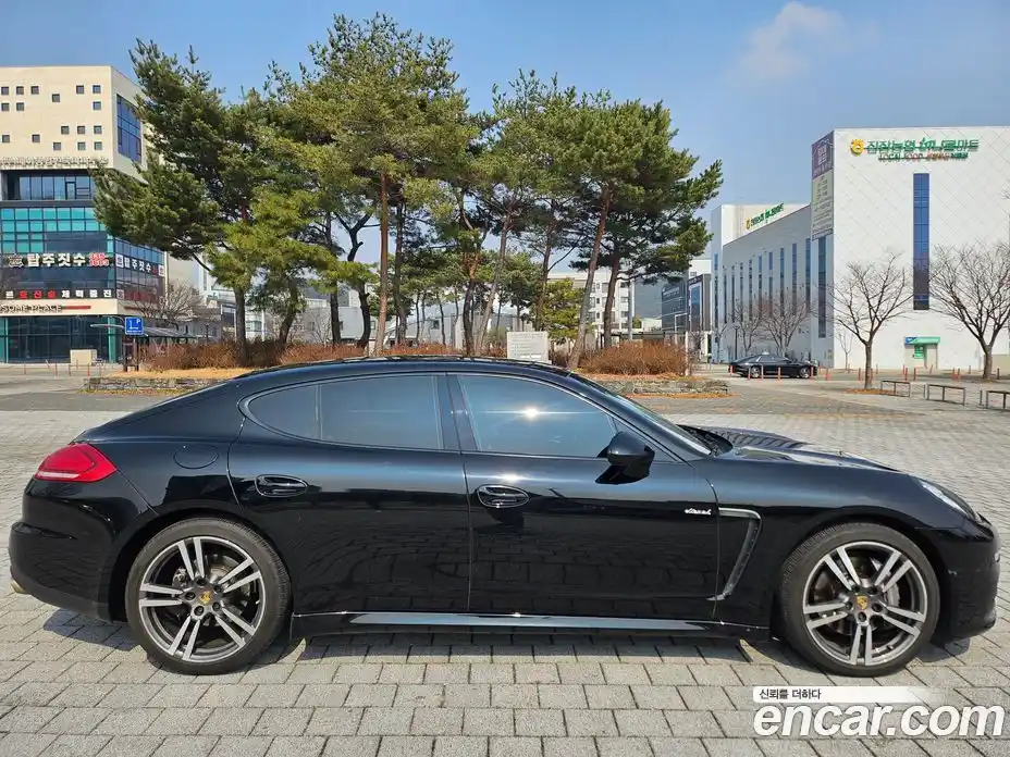 Porsche Panamera 2015 3.0 гидро в Москве № 824588, фото 5