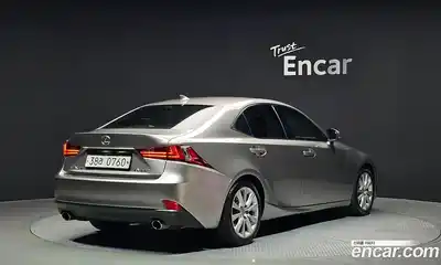Lexus IS 2015 2.5 гидро в Москве № 825939, миниатюра 2