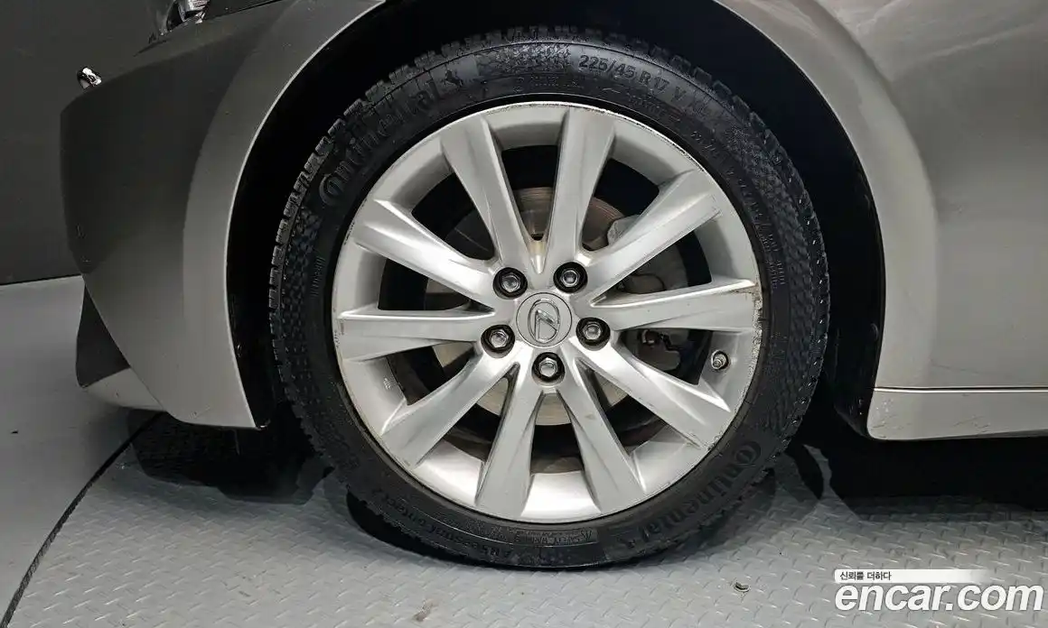 Lexus IS 2015 2.5 гидро в Москве № 825939, фото 5