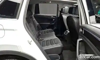 Volkswagen Tiguan 2023 2.0 гидро в Москве № 826100, миниатюра 12