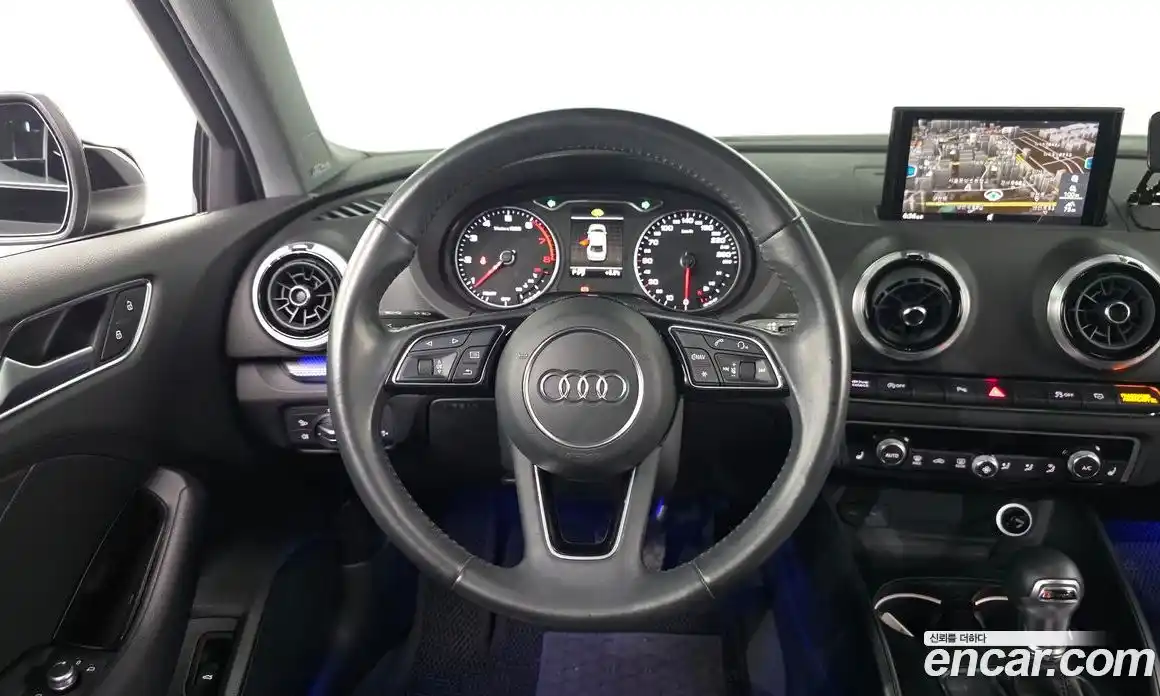 Audi A3 2018 2.0 гидро в Москве № 859783, фото 13