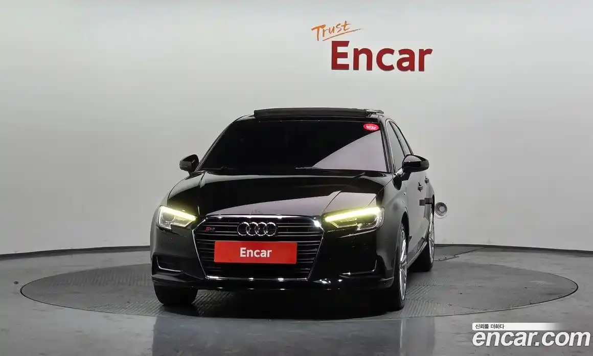 Audi A3 2018 2.0 гидро в Москве № 859783, фото 3